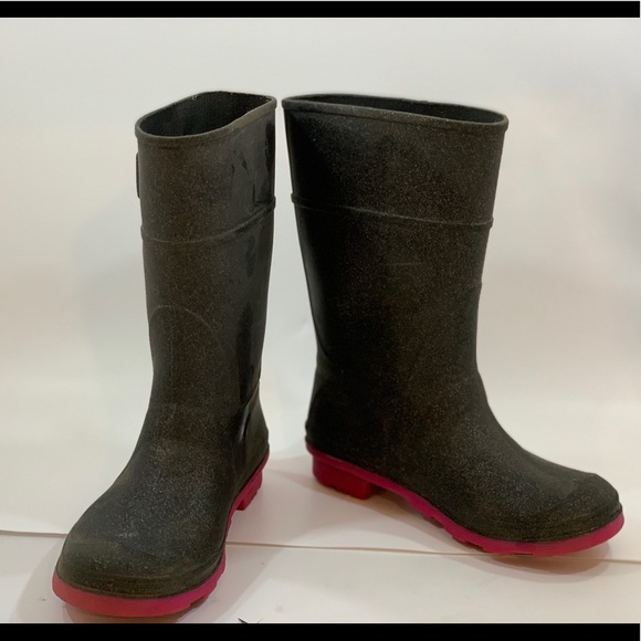 Kamik sparkle and pink rain boots with small heel - Picture 3 of 5
